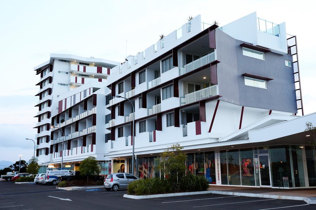Central Holborn Apartments Townsville Esterno foto